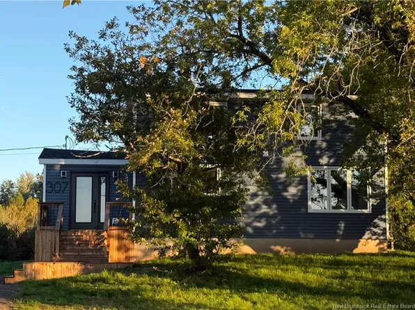 307 Bannister Rd, Coverdale, NB E4J 0A3
