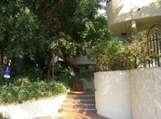 620 E Angeleno Ave APT G, Burbank, CA 91501