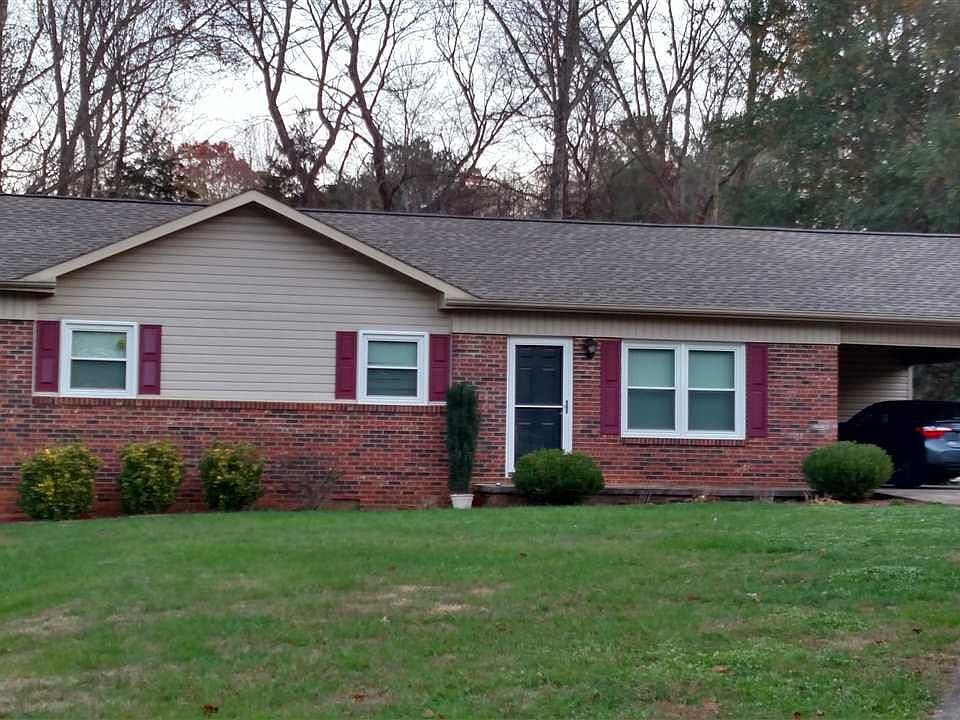 1st image of 28 Forest Hill Ct