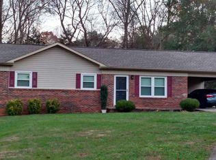 28 Forest Hill Ct, Granite Falls, NC 28630