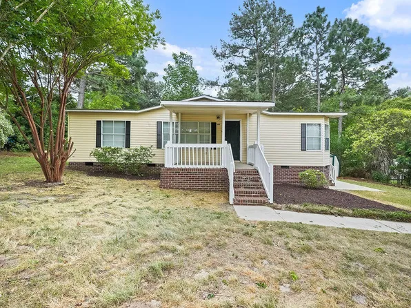 544 Nicole Dr, Sanford, NC 27332