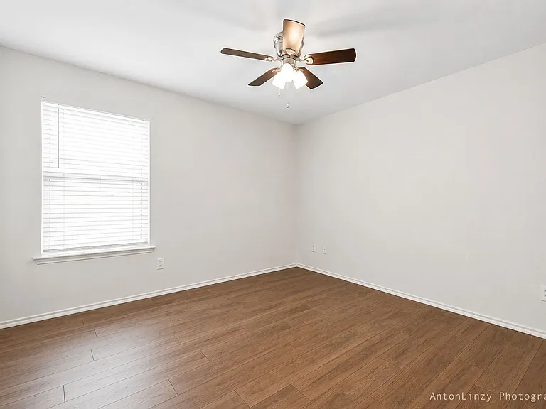701 Orchid Blvd — Photo 14