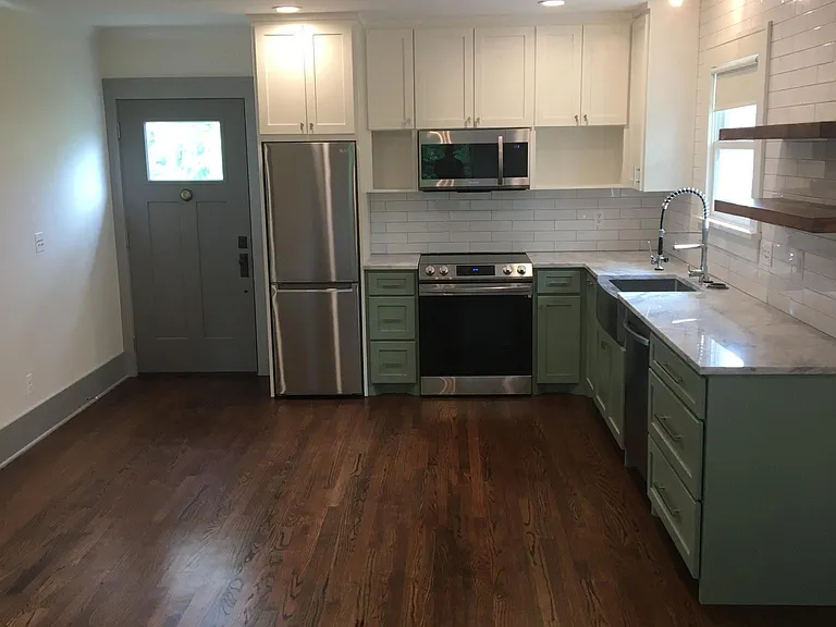 1539 S Detroit Ave — Photo 4