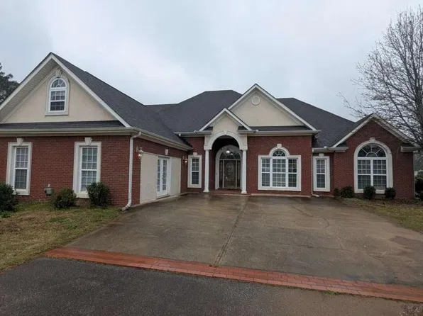 1205 Peeksville Rd, Locust Grove, GA 30248