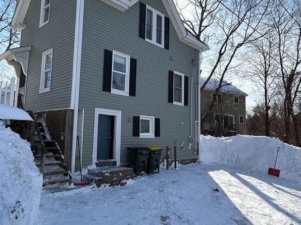 14 Howard Pl, Franklin, MA 02038