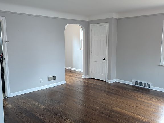 5th image of 1639 Northwood Dr #2