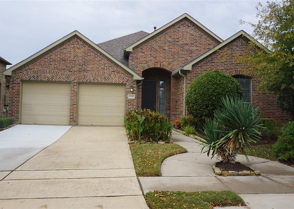 1st image of 2210 Ascot Ln