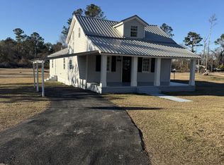 383 North St, Ray City, GA 31645