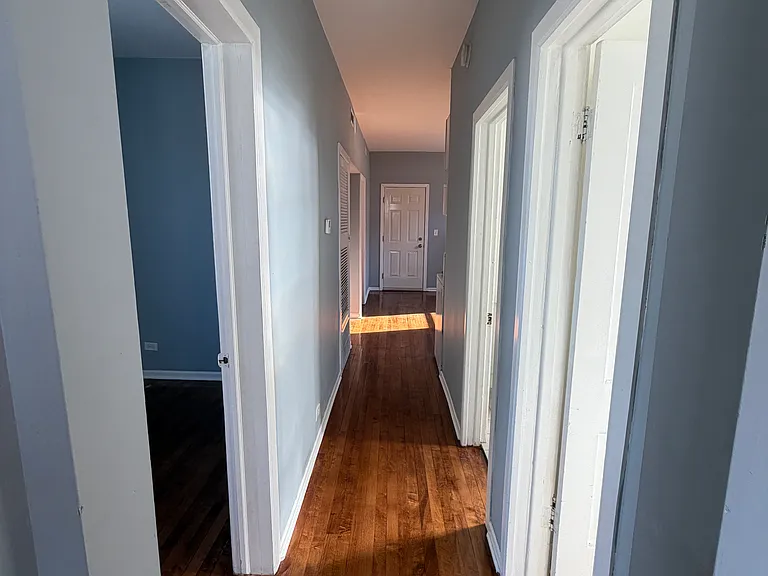 1333 Clinton Ave #2 — Photo 5