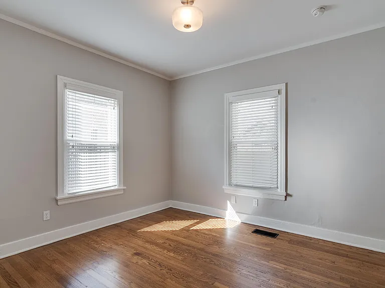 1800 Mignon Ave — Photo 21