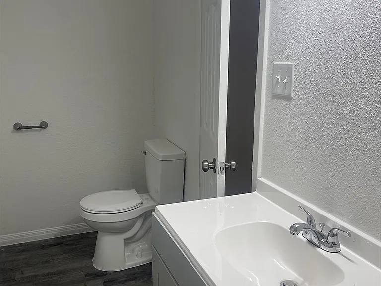 2629 N Camp Cir #A — Photo 15