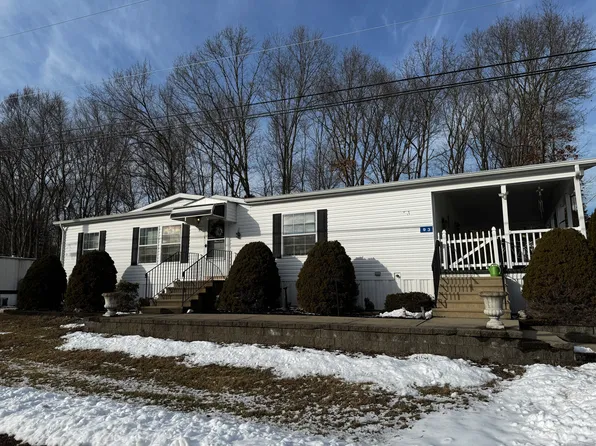 93 Erin Drive, Plainfield, CT 06374
