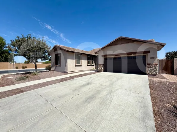 2814 E Quenton St, Mesa, AZ 85213