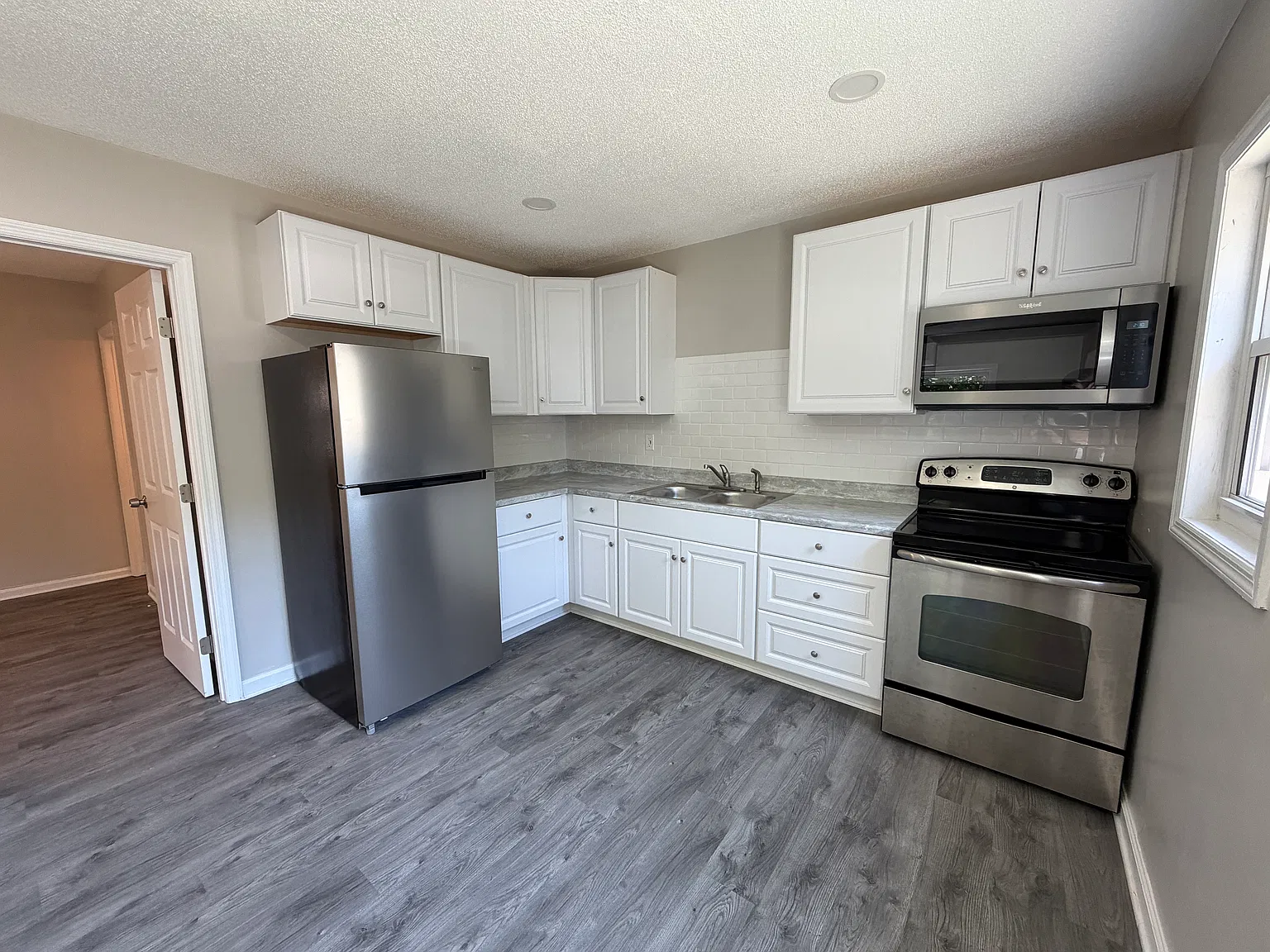 1 bed, 700 sqft, $1,125 — Photo 4