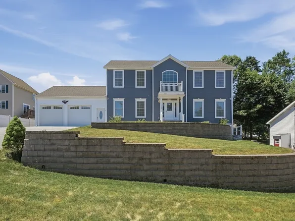 112 Pineland Ave, Worcester, MA 01604