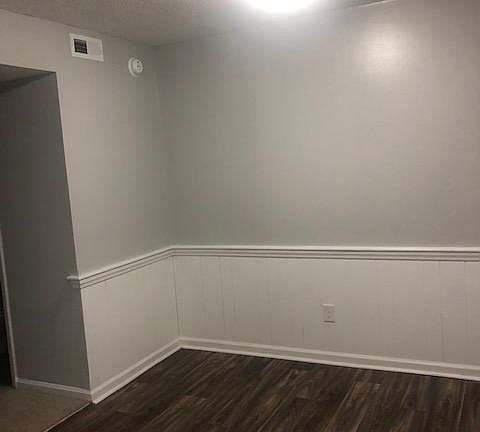 5th image of 4411 Graceland Ct