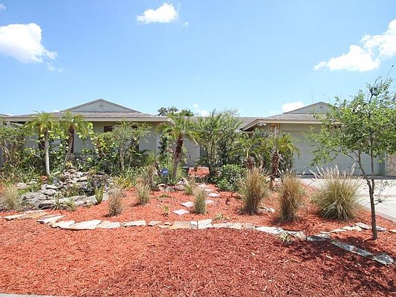 2nd image of 2144 N Hampton Cir