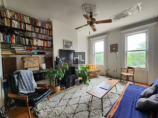 Rented by Highline Residential | media 8