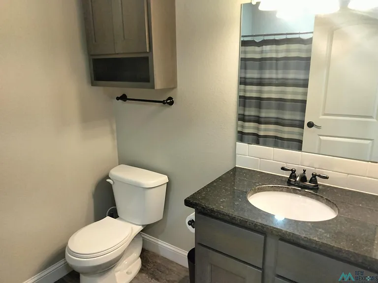2115 Roadrunner Dr — Photo 25
