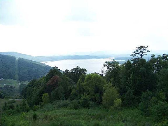 4th image of LOT 3 Pinnacle Point Dr Unit 3