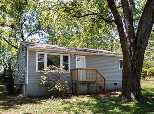 2433 Jamaica Ln, Gastonia, NC 28054