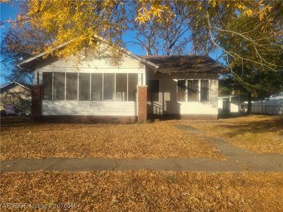 817 E Chism St, Paris, AR, 72855