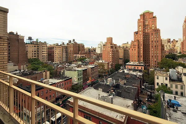 Sold by Brown Harris Stevens | media 15