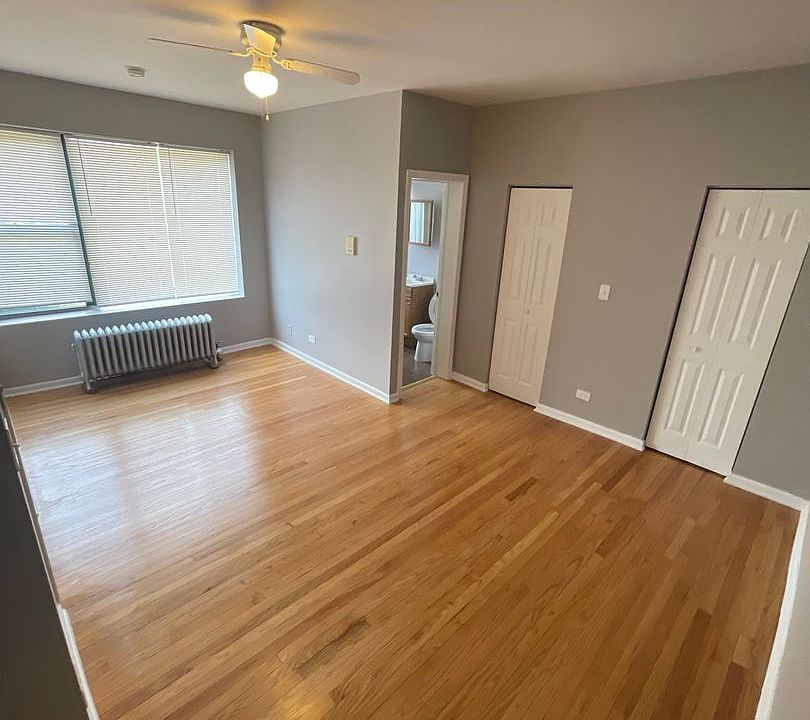 1st image of 7852 S Ellis Ave #304