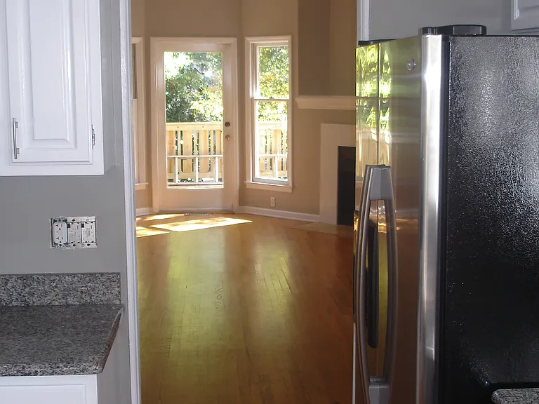 227 S Clarkson St — Photo 10