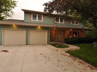 1845 Kathlin Dr, Iowa City, IA 52246