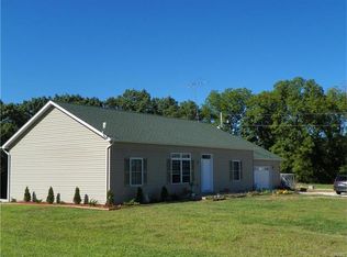 4681 S Mississippi River Rd, Golden Eagle, IL 62036