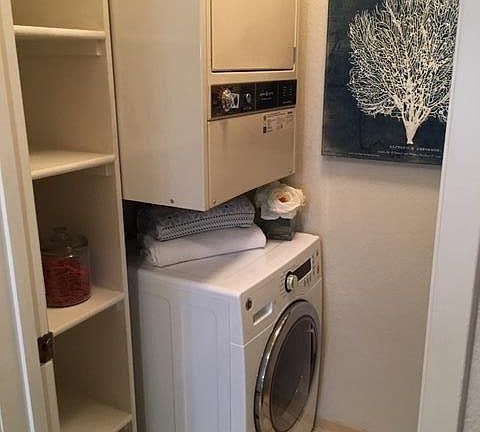 3rd image of 845 Woodside Way APT 207