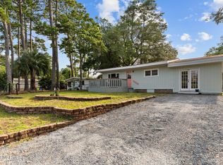 325 NE 76th St, Oak Island, NC 28465