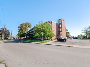 11 Woodman Dr S #204, Hamilton, ON L8K4E3