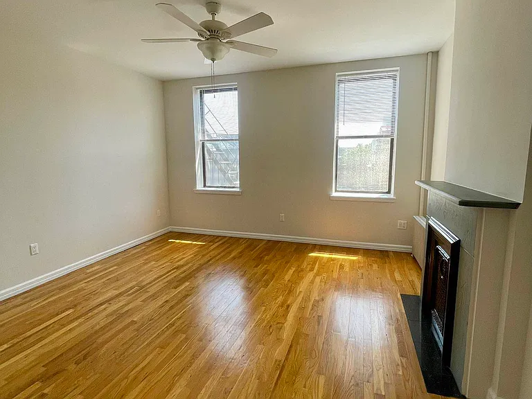 205 Luquer St #3L — Photo 7