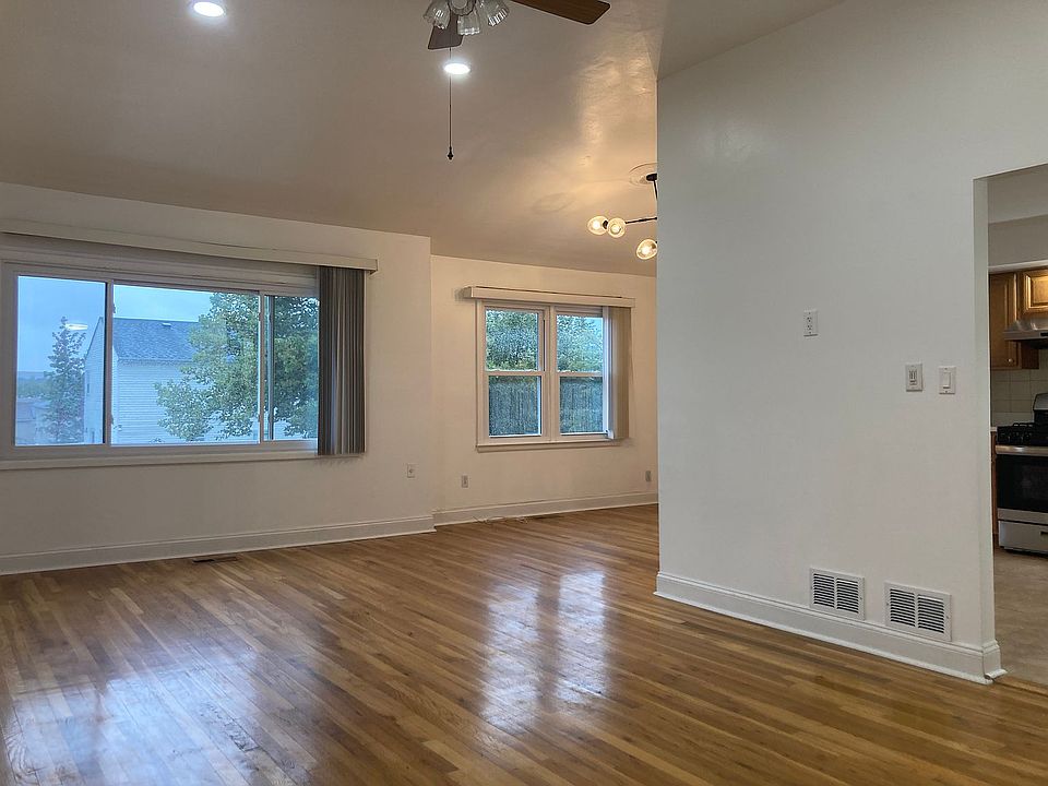 1st image of 97 Dogwood Dr Floor 2