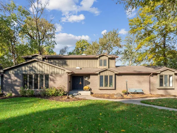 3800 14th St, Rock Island, IL 61201