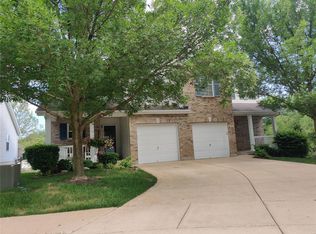 4918 Hurstborough Ct, Hazelwood, MO