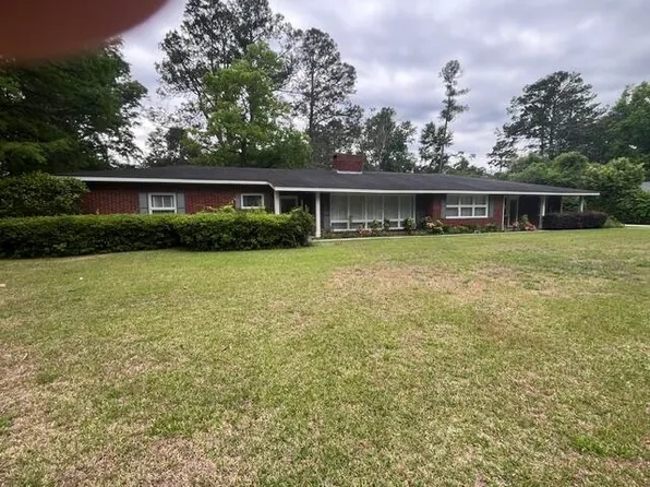 201 Overhill Dr, Walterboro, SC 29488