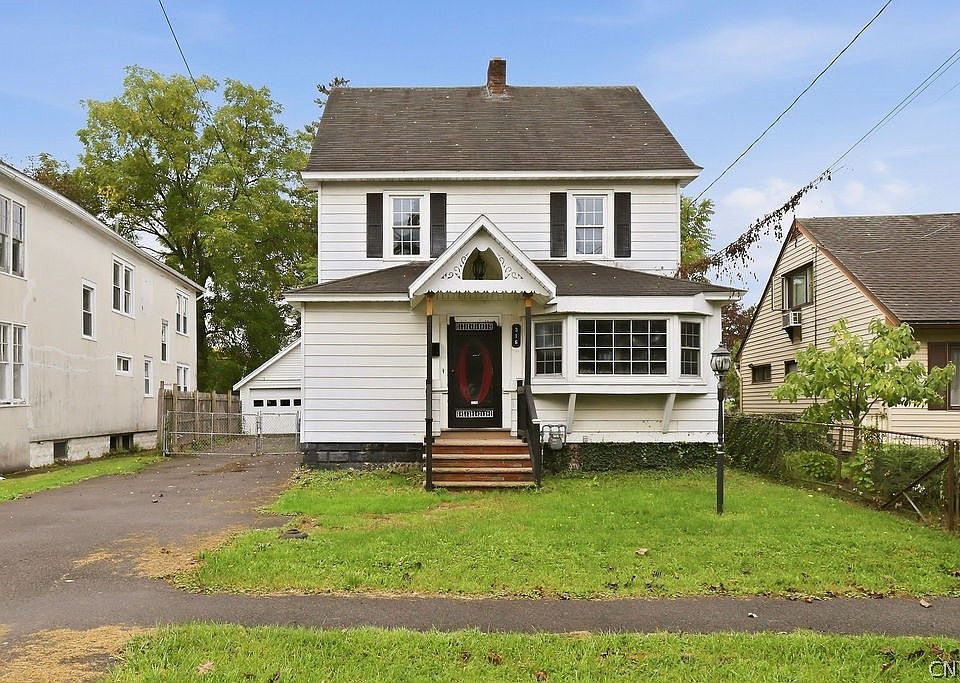 1st image of 316 Berwick Rd S