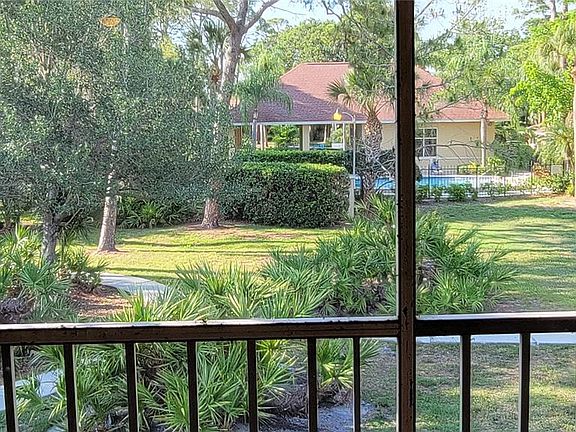 5th image of 960 La Costa Cir Unit 8