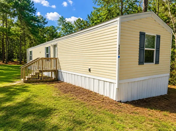 123 N Brenda St #123NB, Spring Lake, NC 28390