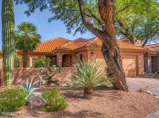 5956 N Misty Ridge Dr, Tucson, AZ 85718