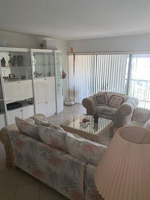 1st image of 303 Racquet Club Rd APT 206