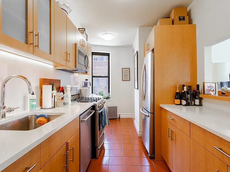 199 Bleecker St #13 — Photo 5