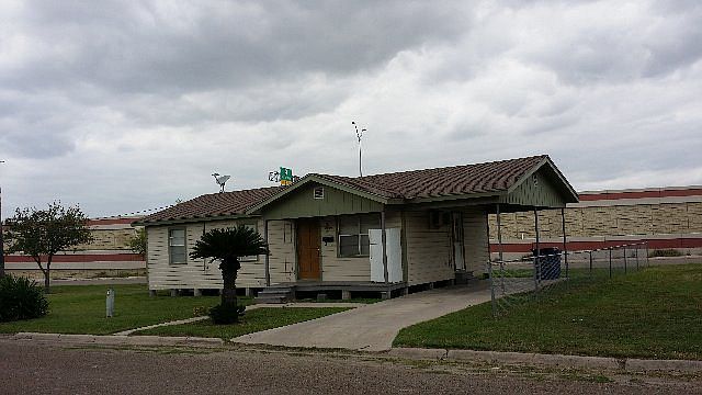1st image of 204 Matamoros Ave