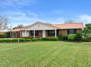 811 Highline Dr, Panama City, FL 32404
