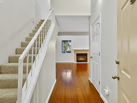 5th image of 10186 SE Talbert St