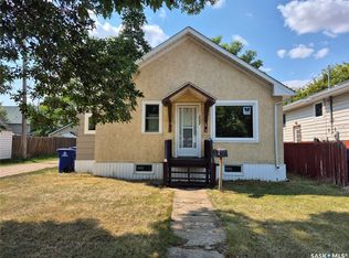 111 9th St NE, Weyburn, SK S4H1E8