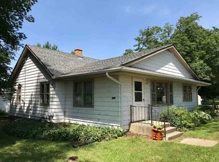 417 N Peru St, Byron, IL 61010